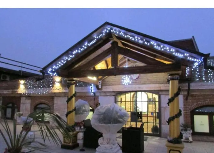 Πανσιόν Attiko 53 Boutique 3*