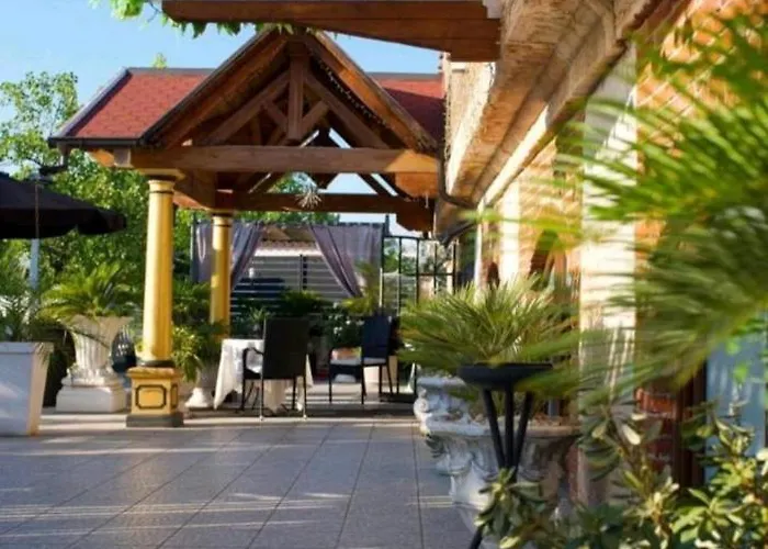 Attiko 53 Boutique Πανσιόν