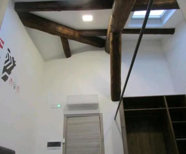 Attiko 53 Boutique Βερόνα