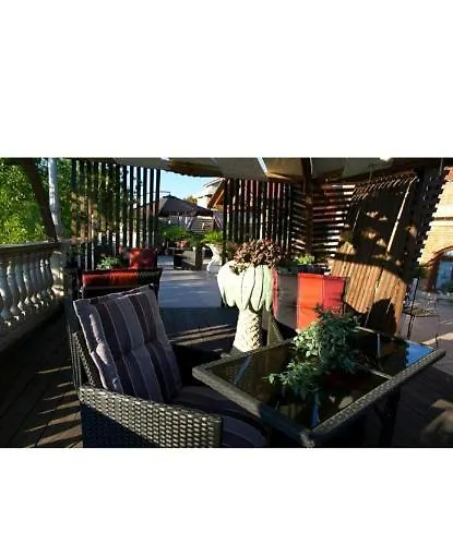 Attiko 53 Boutique Πανσιόν 3*